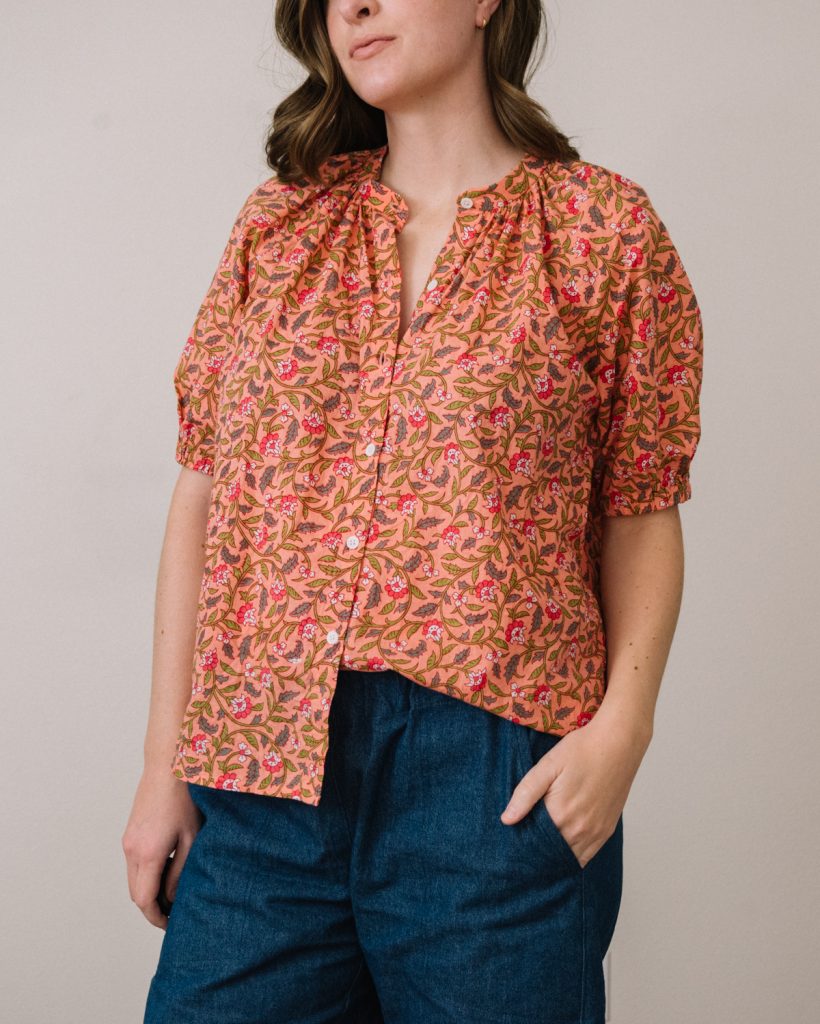 Roscoe Blouse Mandarin Collar Hack + Free Range Shorts | The Sewing Things Blog