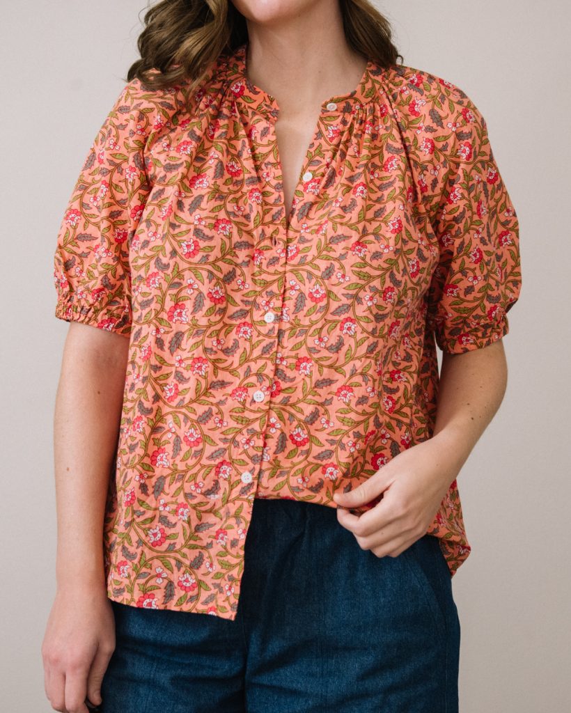 Roscoe Blouse Mandarin Collar Hack + Free Range Shorts | The Sewing Things Blog