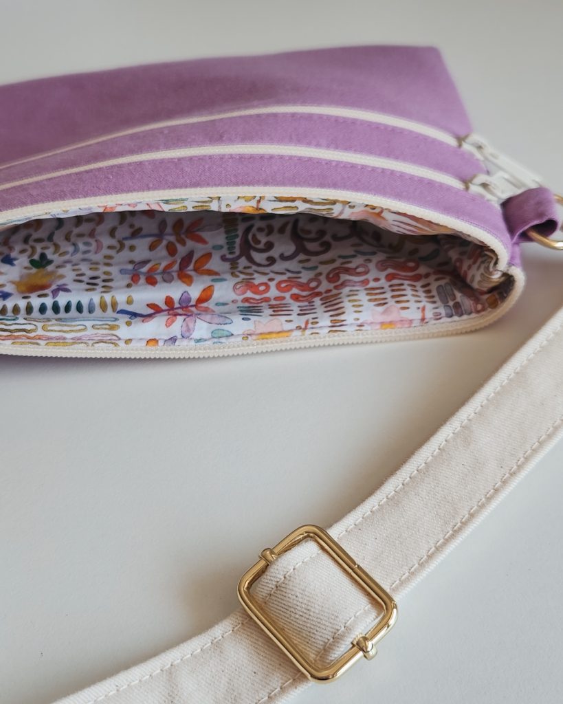 Wholecloth Tether Pouch | The Sewing Things Blog