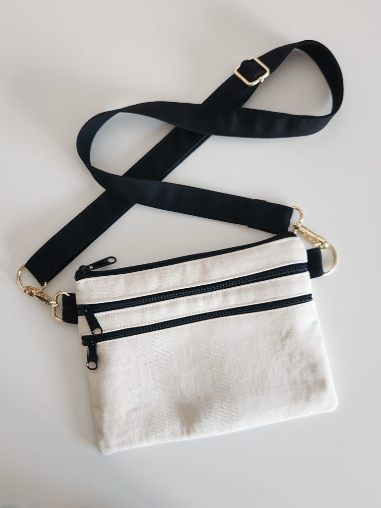 Wholecloth Tether Pouch | The Sewing Things Blog