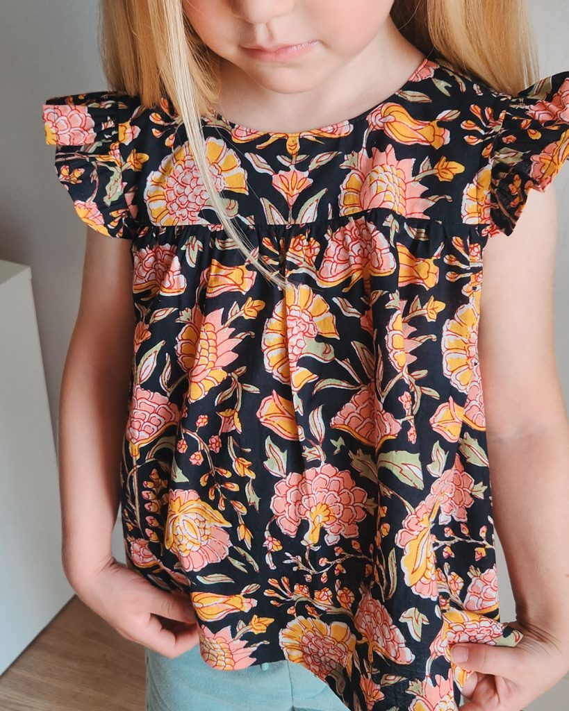 Fragola Top and Dress | Suco by Susana | The Sewing Things Blog