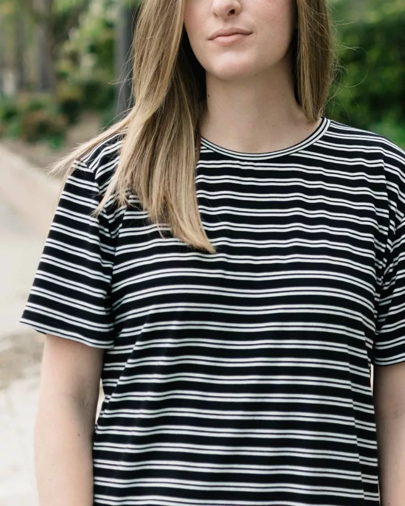 Stellan Tee by French Navy | The Sewing Things Blog