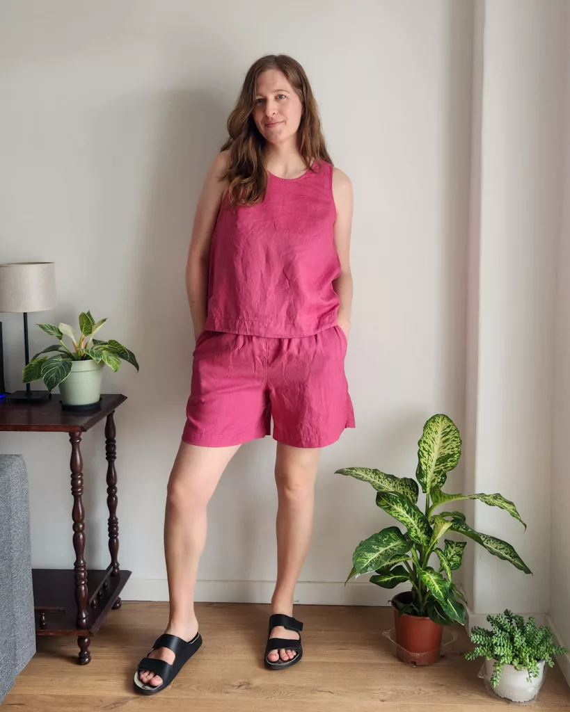 Helen's Closet Ashton Top & EA Saturday Shorts | The Sewing Things Blog