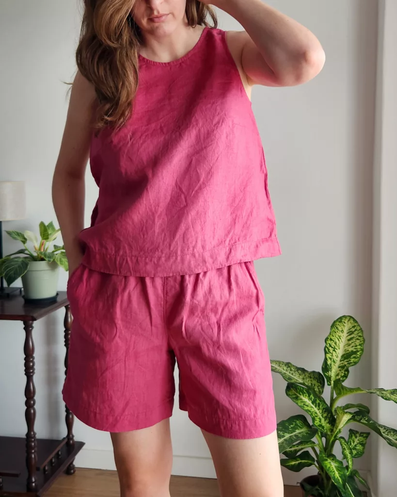 Helen's Closet Ashton Top & EA Saturday Shorts | The Sewing Things Blog