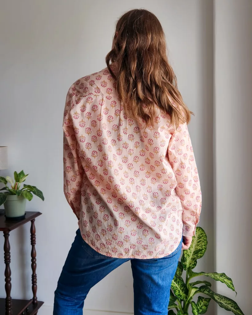 Noa Shirt by Fabrics-Store.com | The Sewing Things Blog