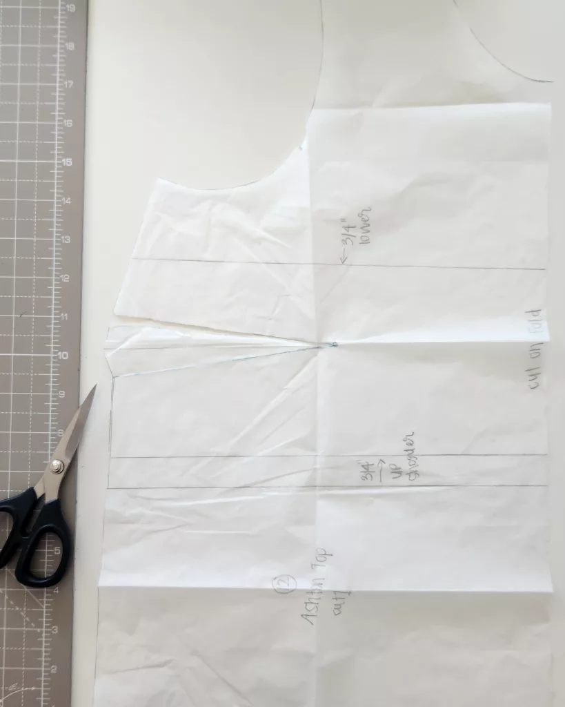 Helen's Closet Ashton Top & EA Saturday Shorts | The Sewing Things Blog