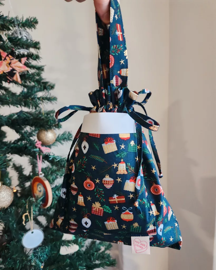Wholecloth Drawstring Gift Tote | The Sewing Things Blog
