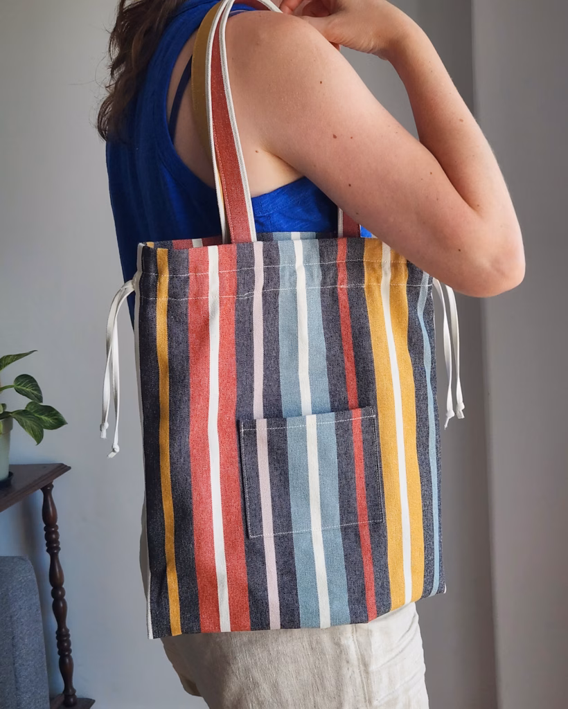 Wholecloth Drawstring Bag | The Sewing Things Blog