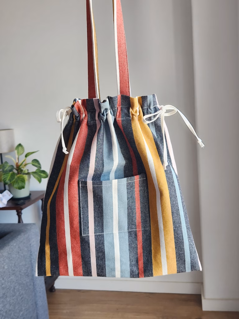 Wholecloth Drawstring Bag | The Sewing Things Blog