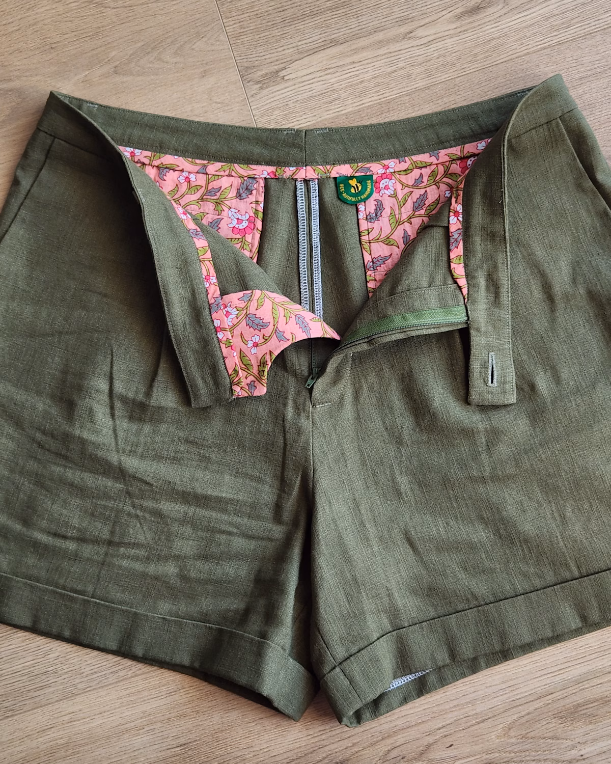 Clara Shorts by Suco by Susana | The Sewing Things Blog